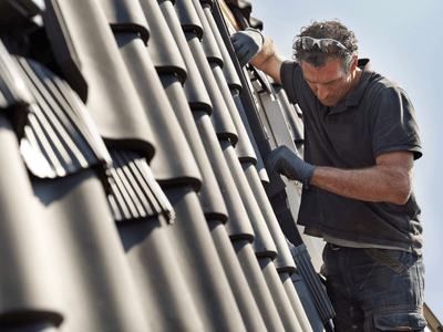 About Leaking Skylight Repair Pros Pleasant Valley, IA